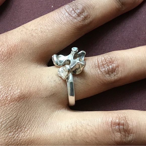 Sterling Silver Free Form Ring Size 7 - Picture 15 of 16